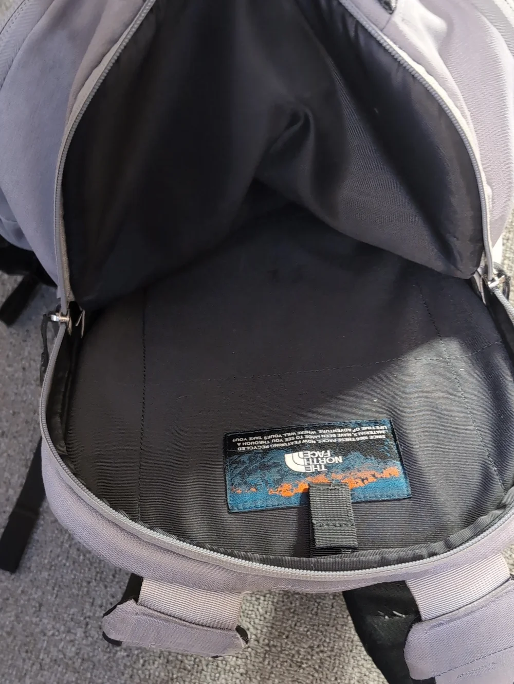 The North Face Borealis Backpack - Gray/Black